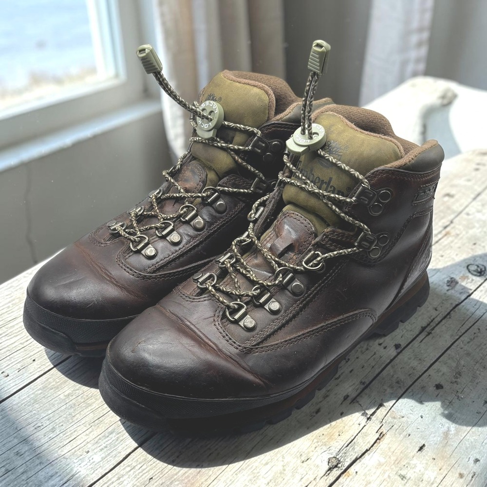 Vintage Hiking Boots Timberland 8.5M Brown Leather 95100 Mid Top Lug Sole Bungee